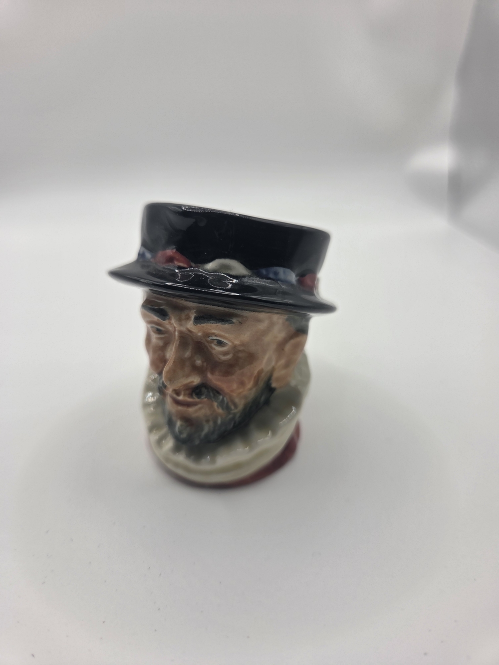 Royal Doulton Black Hat Bearded Gentleman Toby / Character Jug